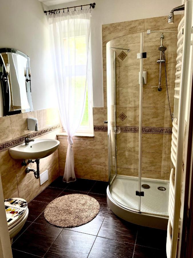 Agroturystyka Hotel Noclegi Palac Camping วัลช์ซ ภายนอก รูปภาพ